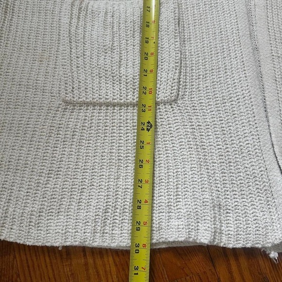 Medium Aerie Women's White and Cream Oversized Jumper - Picture 6 of 8